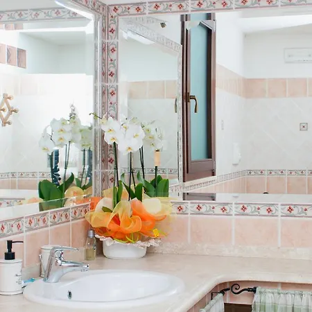 Il Vecchioliveto Di Ornella Alojamento de Acomodação e Pequeno-almoço Marrùbiu