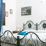 Il Vecchioliveto Di Ornella Marrùbiu