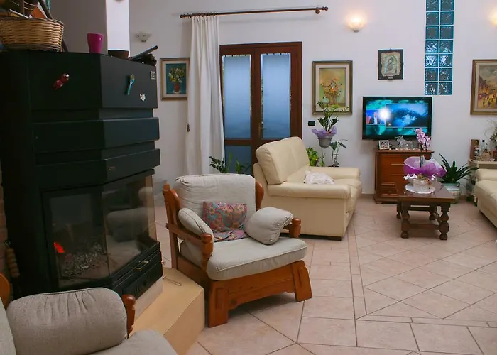 奥尔内拉维奇里维托酒店 3*