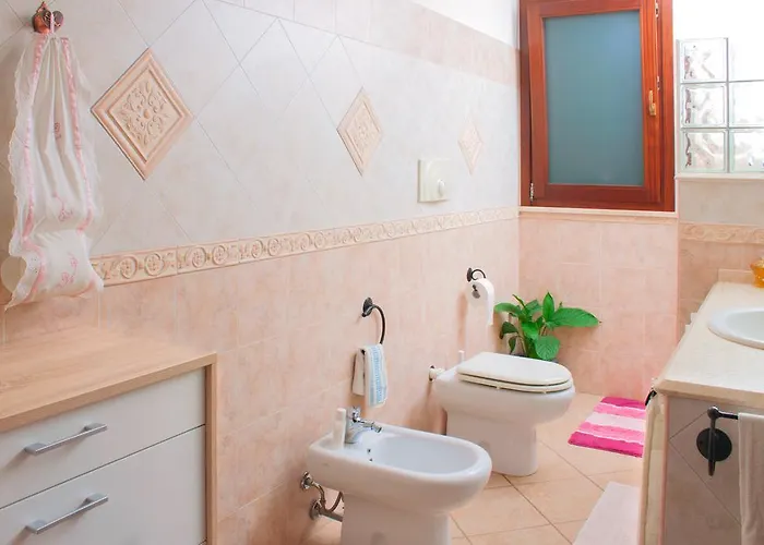 住宿加早餐酒店 奥尔内拉维奇里维托酒店 Marrùbiu