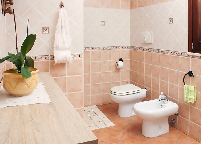 奥尔内拉维奇里维托酒店 3*